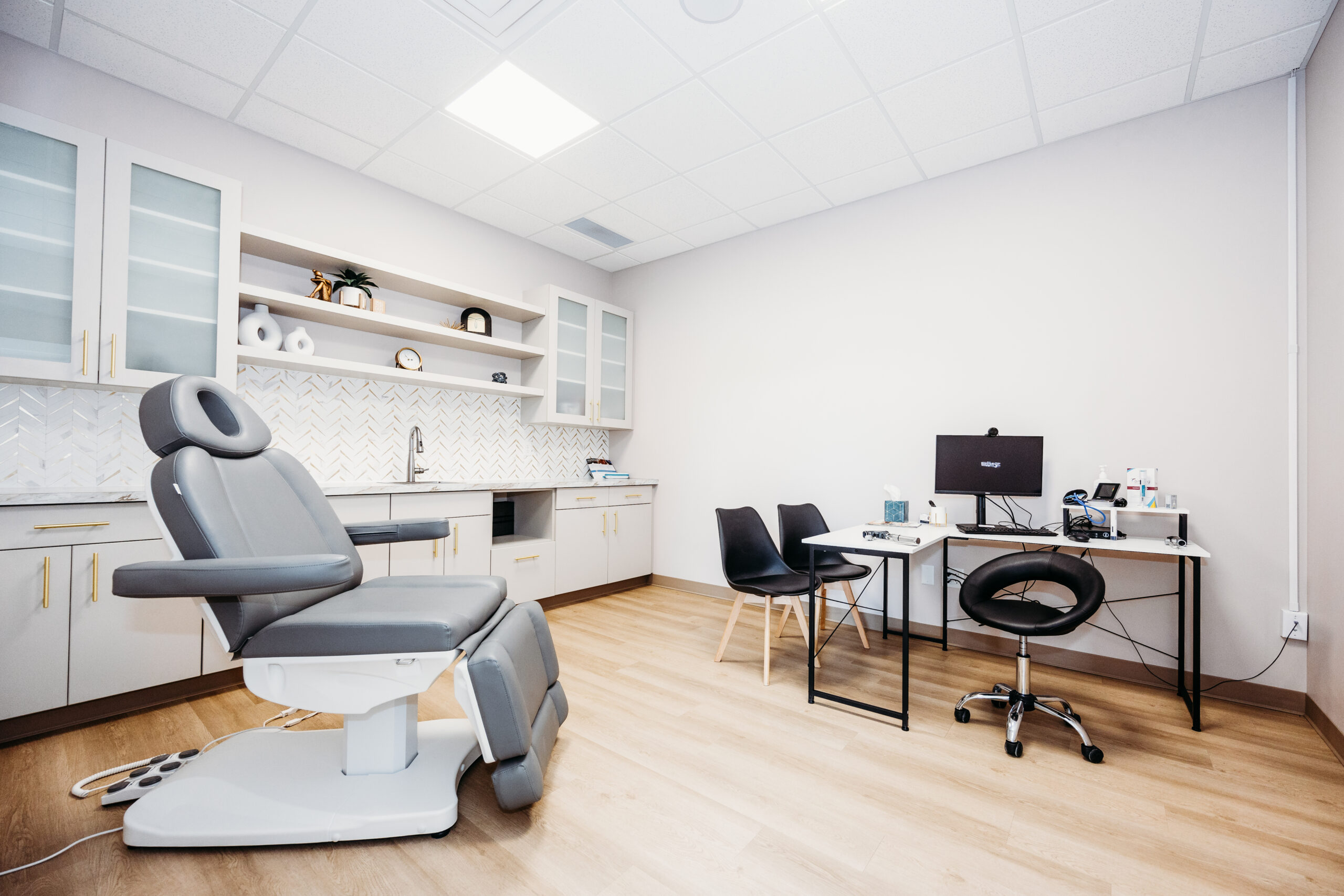 Exam room at Transcend Headache Clinic in West Fargo prepared for baseline and post-concussion testing.